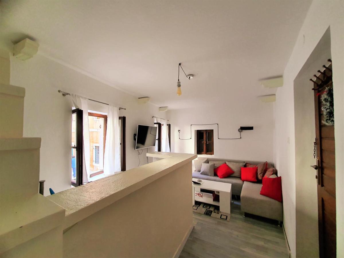 St.Tripun Apartment Kotor Dış mekan fotoğraf