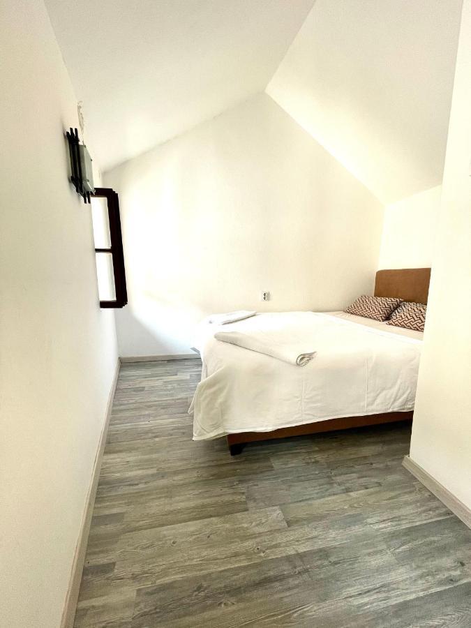 St.Tripun Apartment Kotor Dış mekan fotoğraf