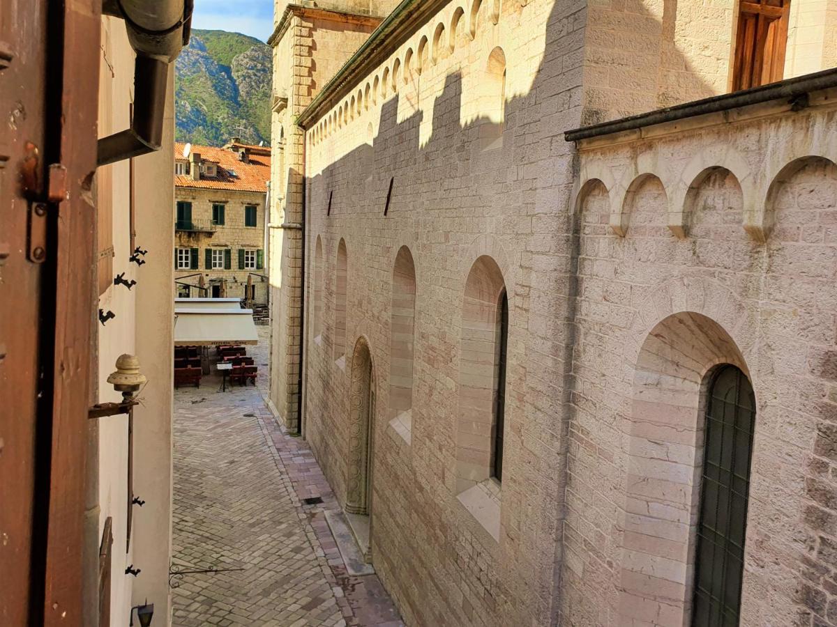 St.Tripun Apartment Kotor Dış mekan fotoğraf