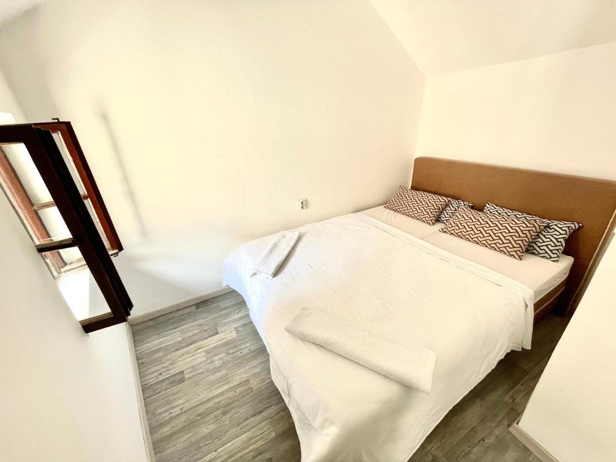 St.Tripun Apartment Kotor Dış mekan fotoğraf